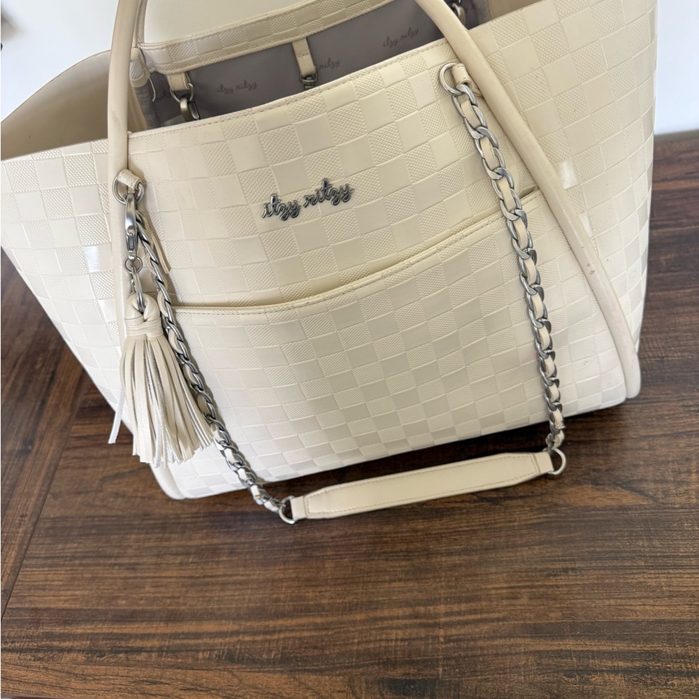 Itzy Ritzy Cream Checkered Tote with Tassel